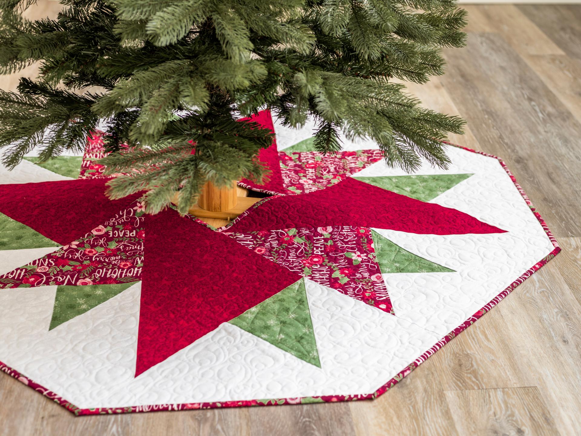 Double Aster Tree Skirt