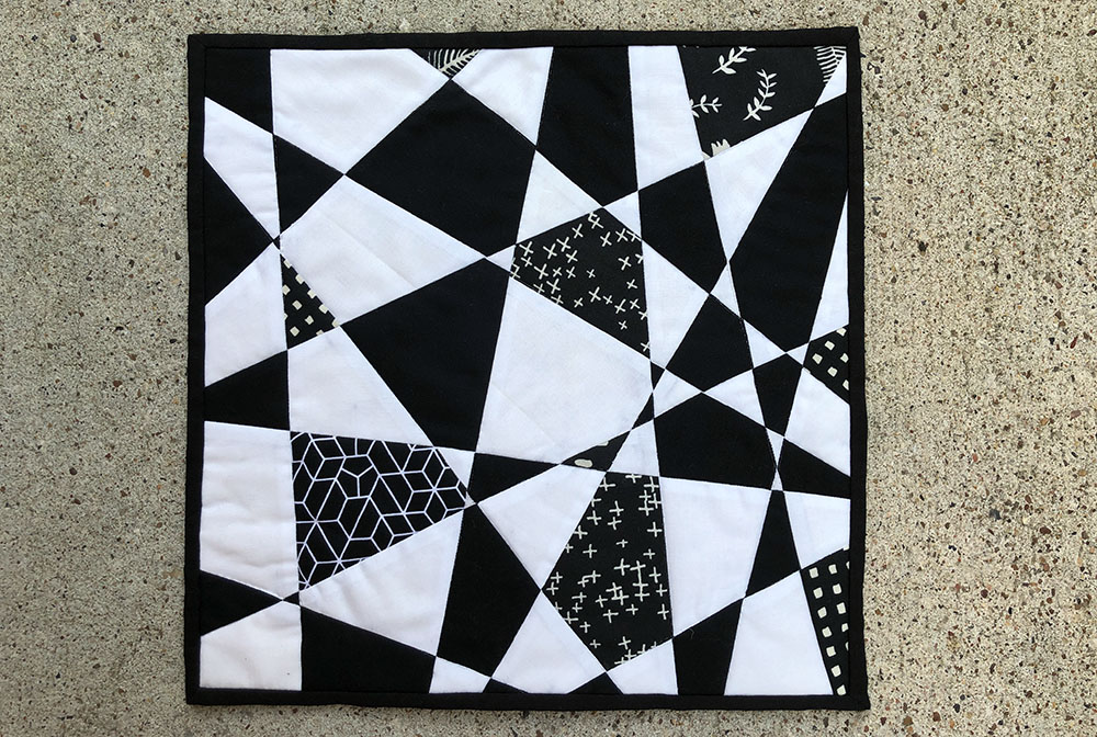 Shattered Mini Quilt (Curated Quilts Mini Challenge)